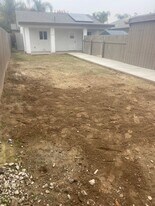 319 W Los Angeles Ave in Shafter, CA - Building Photo