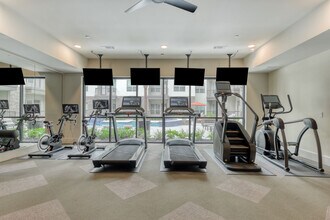 The Savoy in San Antonio, TX - Foto de edificio - Building Photo