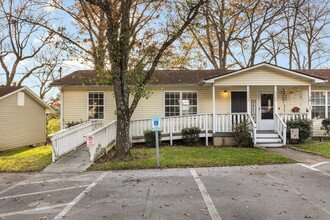 Golf View Apartments in Knoxville, TN - Foto de edificio - Building Photo