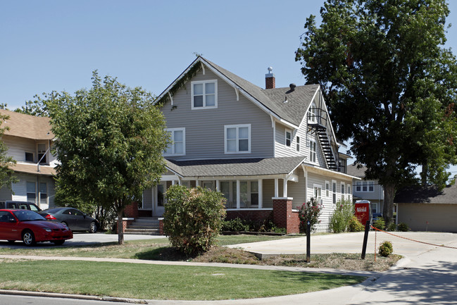 719 Asp Ave in Norman, OK - Building Photo - Building Photo