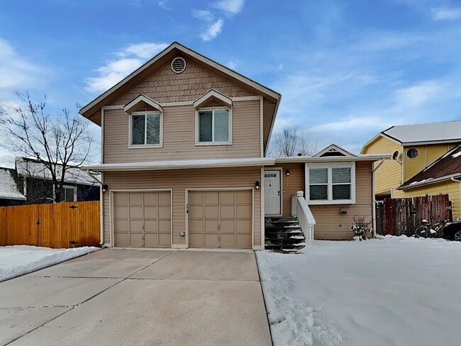 property at 3473 Foxridge Dr