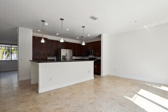 3655 NW 5th Terrace in Boca Raton, FL - Building Photo - Building Photo