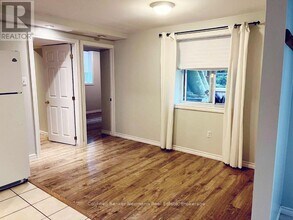 18 Carrington Pl in Guelph, ON - Building Photo - Building Photo