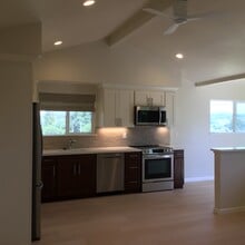 525 Pini Rd in Watsonville, CA - Building Photo - Building Photo