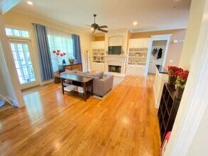 200 N Cres Lake Way in Blythewood, SC - Building Photo - Building Photo
