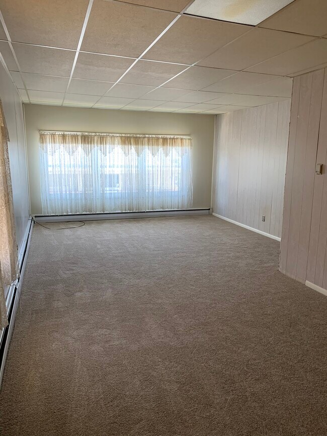 property at 816 Green Ridge St