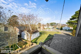 1270 Old Buckroe Rd in Hampton, VA - Building Photo - Building Photo