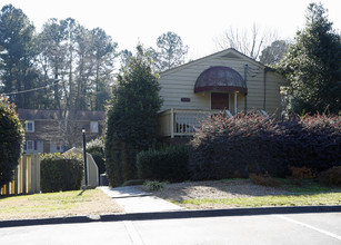 Dutch Village in Raleigh, NC - Building Photo - Building Photo