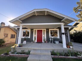 1789 Walworth Ave in Pasadena, CA - Building Photo