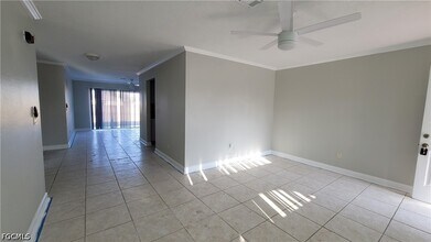 4404 Santa Barbara Blvd S in Cape Coral, FL - Building Photo - Building Photo