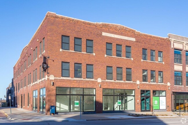 Farnam Hill Lofts + Rental Houses in Omaha, NE - Building Photo - Building Photo