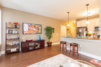 The Ridges Of Cascade in Grand Rapids, MI - Building Photo - Interior Photo