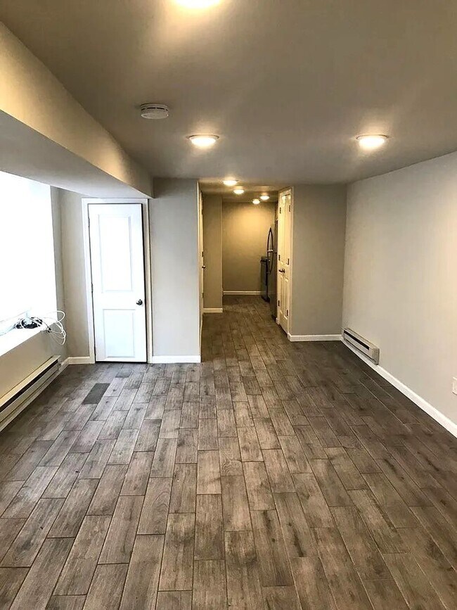 129 S 63rd St in Philadelphia, PA - Building Photo - Building Photo