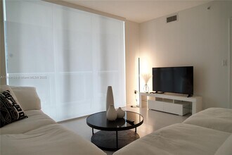 347 N New River Dr E in Fort Lauderdale, FL - Building Photo - Building Photo