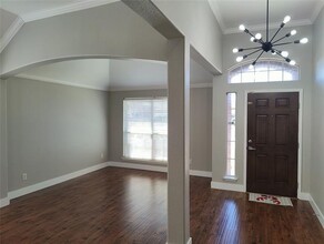 111 Parkhurst Ln in Allen, TX - Foto de edificio - Building Photo