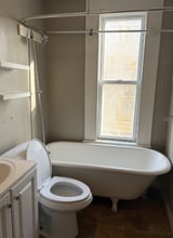 221 Spruce St in Manchester, NH - Building Photo - Building Photo