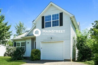 4005 Chenwood Ln in Louisville, KY - Building Photo - Building Photo