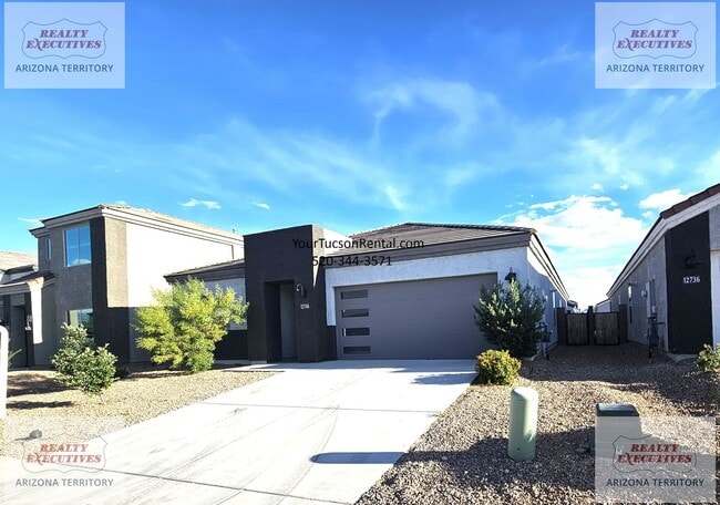 property at 12746 E Giada Dr