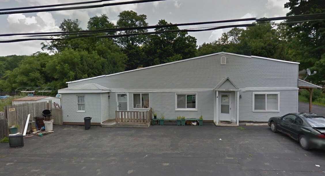 6451 Olean Rd in South Wales, NY - Foto de edificio