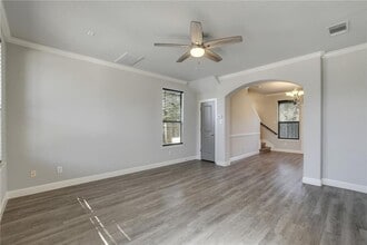 430 Old Fitzhugh Rd in Dripping Springs, TX - Building Photo - Building Photo