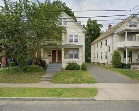28 Foley St in West Hartford, CT - Building Photo - Building Photo