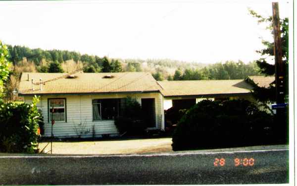 9323 N Harborview Dr in Gig Harbor, WA - Building Photo