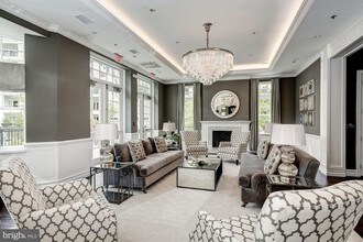 8121 River Rd-Unit -415 in Bethesda, MD - Building Photo - Building Photo