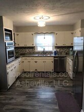 30 Jarnaul Ave in Asheville, NC - Building Photo - Building Photo