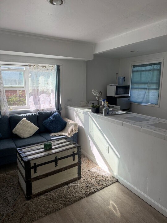 731-33 Beryl St in San Diego, CA - Building Photo