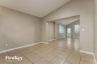 1823 Coyote Pl in Brandon, FL - Foto de edificio - Building Photo