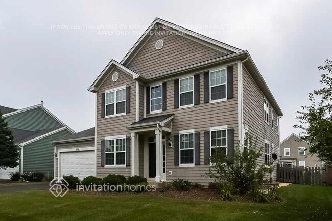 3031 Chalkstone Ave in Elgin, IL - Building Photo - Building Photo