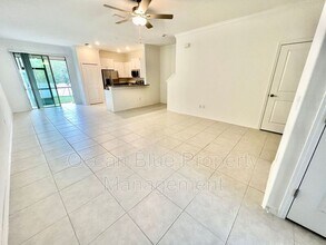30728 Veridian Way in Wesley Chapel, FL - Building Photo - Building Photo