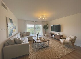 5100 SW 90th Ave in Cooper City, FL - Building Photo