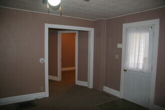 105 Quincy St, Unit A in West Lafayette, IN - Building Photo - Building Photo