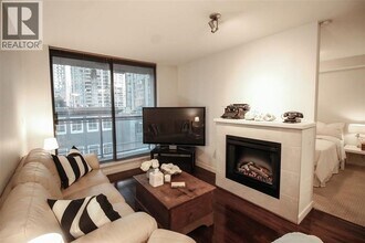 538 Smithe St in Vancouver, BC - Building Photo - Building Photo