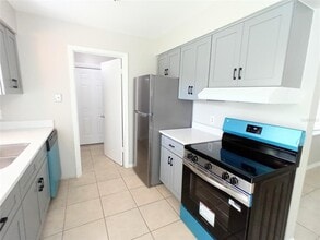 2427 CHASE Ave in Sanford, FL - Building Photo - Building Photo