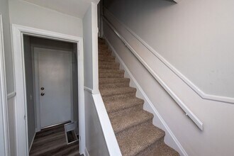 3053 N Hegry Cir in Cincinnati, OH - Building Photo - Building Photo