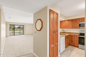 2125 Golf Isle Dr, Unit 1421 in Melbourne, FL - Building Photo - Building Photo