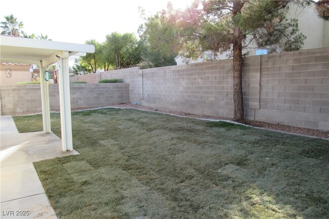 3229 Indian Moon Dr in Las Vegas, NV - Foto de edificio - Building Photo