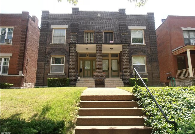 4358 Laclede Ave in St. Louis, MO - Building Photo - Building Photo