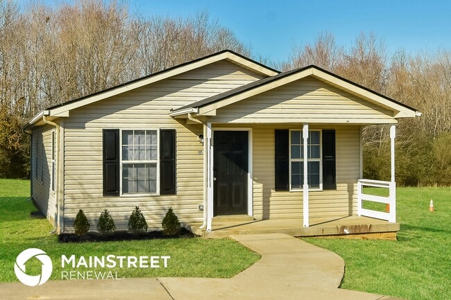 2607 Landrum Ct in Springfield, TN - Foto de edificio - Building Photo