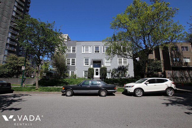 1235 Burnaby St in Vancouver, BC - Building Photo - Building Photo