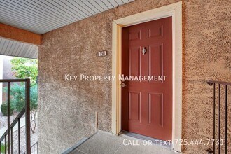 5161 River Glen Dr, Unit #150 in Las Vegas, NV - Building Photo - Building Photo