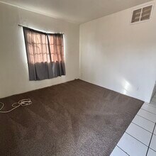 1104 S Bonnie Ln in Tempe, AZ - Building Photo - Building Photo