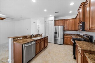 10391 Carolina Willow Dr in Ft. Myers, FL - Building Photo - Building Photo