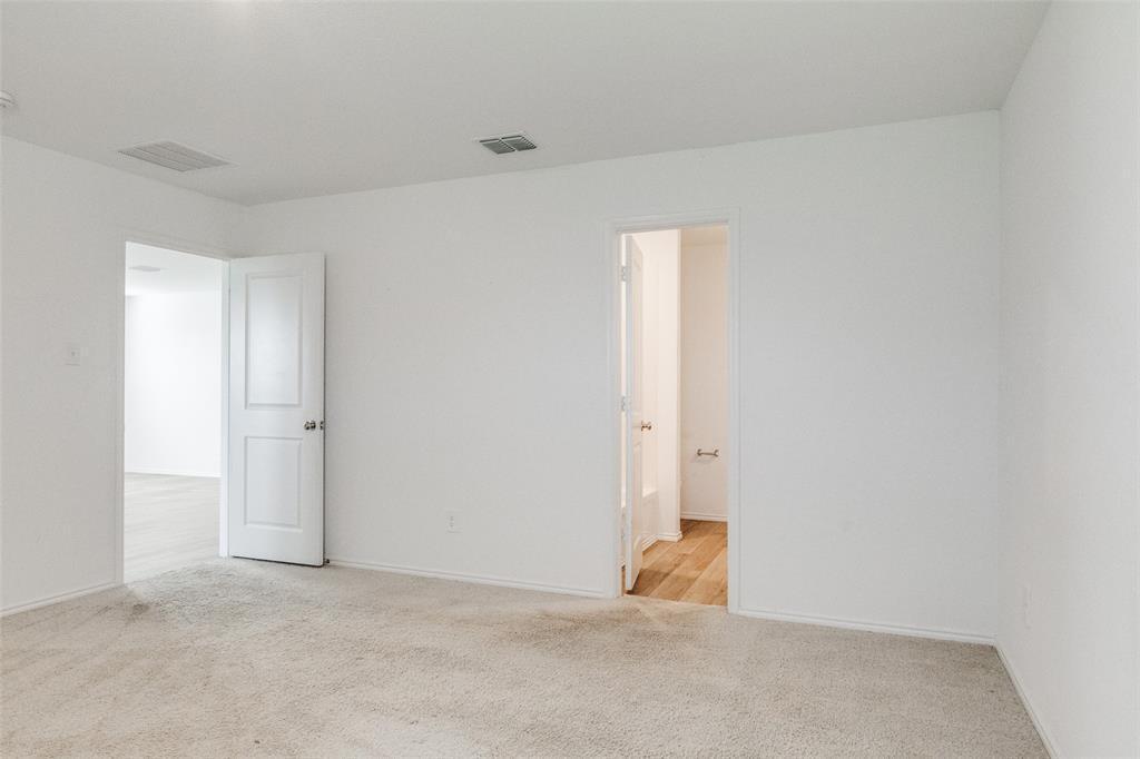 408 Red Rock Trl, Unit B in Haslet, TX - Building Photo