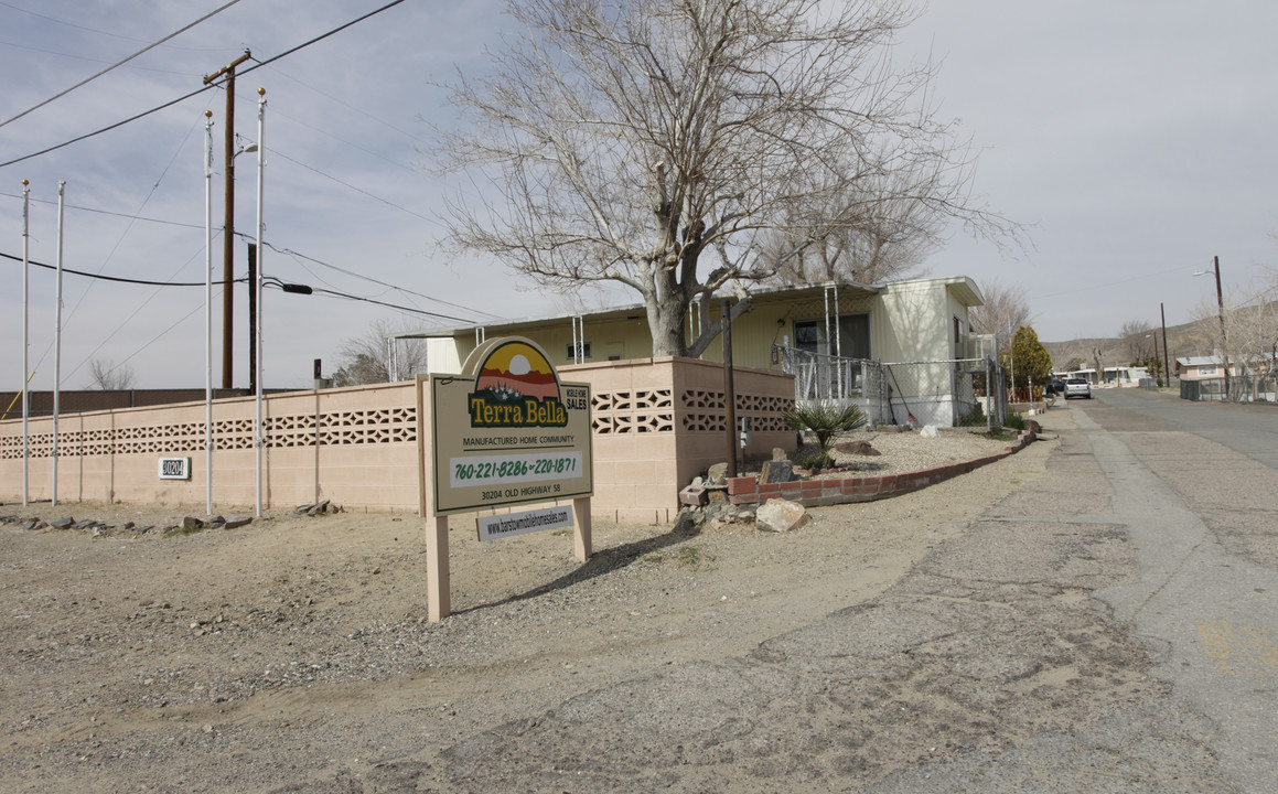 30204 Old Ca-58 in Barstow, CA - Building Photo