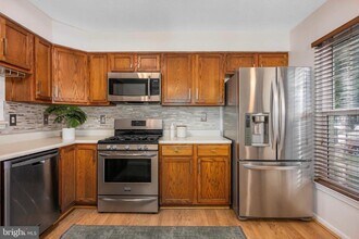 5335 Hollowstone Cir in Rosedale, MD - Building Photo - Building Photo