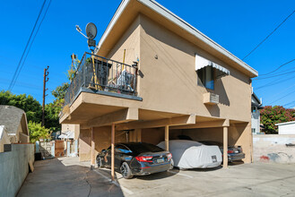 Cypress Manor in Los Angeles, CA - Building Photo - Building Photo