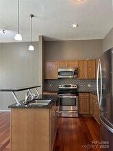 291 McDonald Ave in Charlotte, NC - Foto de edificio - Building Photo